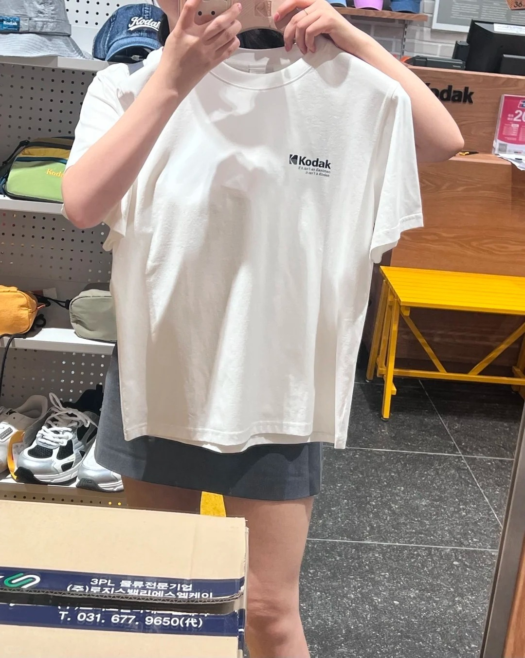 Kodak Unisex Oversized T-Shirt - đánh giá và giá Streetwear Brand Shirts