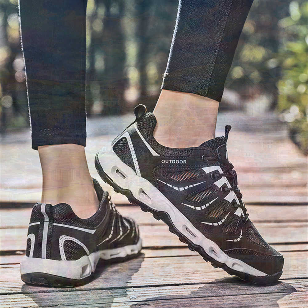 Sumer Round Tip Silver Sneaker - đánh giá và giá Streetwear Brand Sale