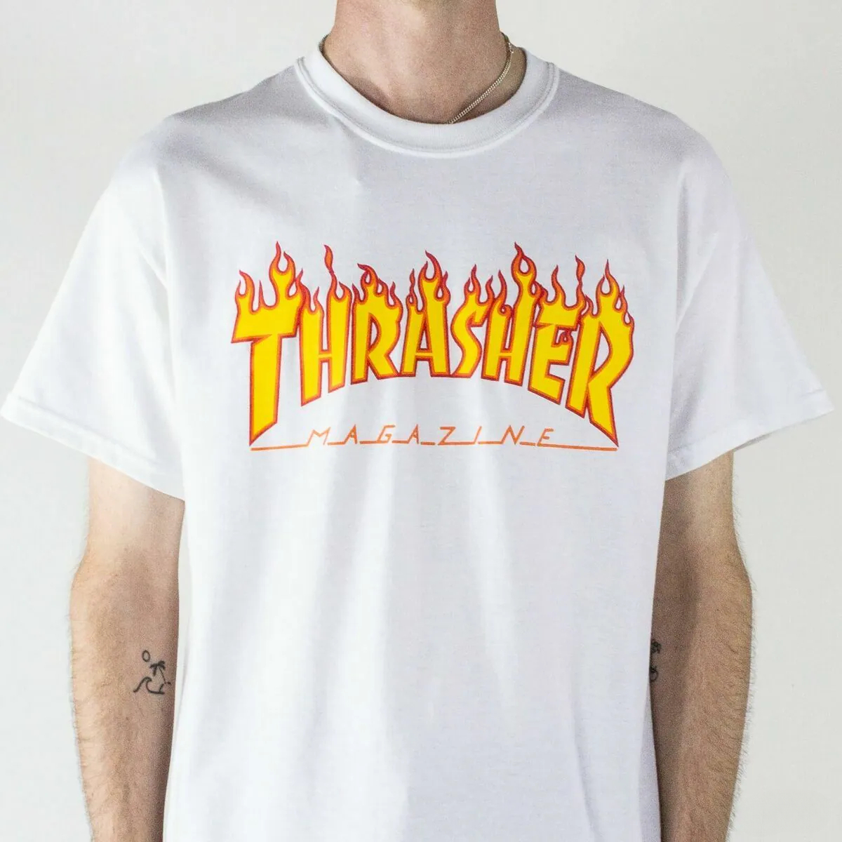 Classic FLAME LOGO Skateboardi - đánh giá và giá Streetwear Brand Magazine